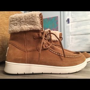 Ellen DeGeneres faux fur booties *NEW